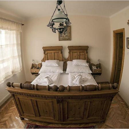 Szent Gellert Borhaz Es Vendegfogado Bed and Breakfast Makó Exteriör bild