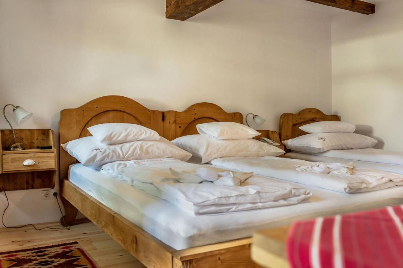 Szent Gellert Borhaz Es Vendegfogado Bed and Breakfast Makó Exteriör bild