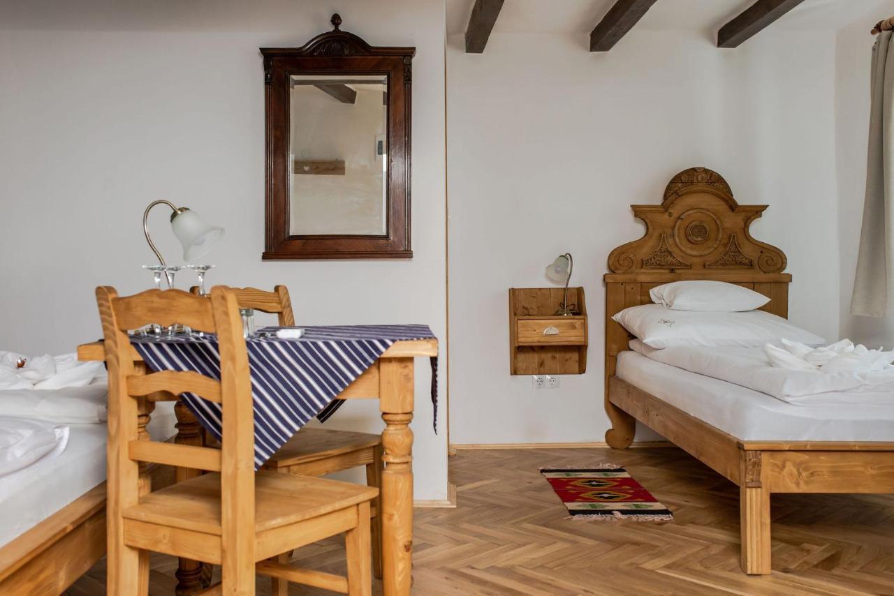 Szent Gellert Borhaz Es Vendegfogado Bed and Breakfast Makó Exteriör bild