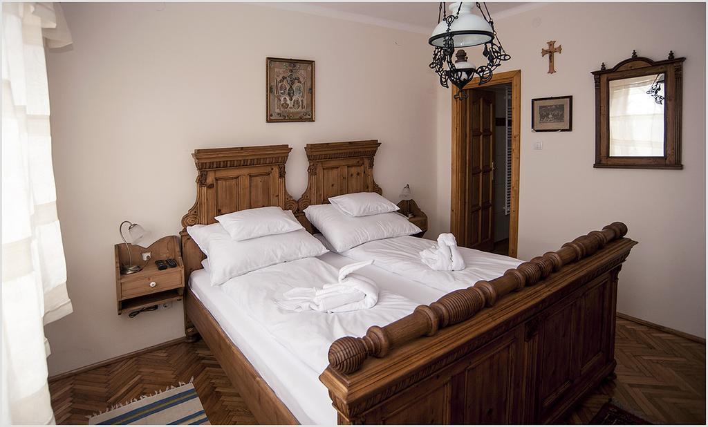 Szent Gellert Borhaz Es Vendegfogado Bed and Breakfast Makó Rum bild