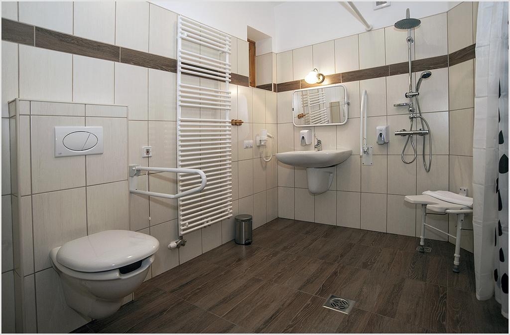 Szent Gellert Borhaz Es Vendegfogado Bed and Breakfast Makó Rum bild